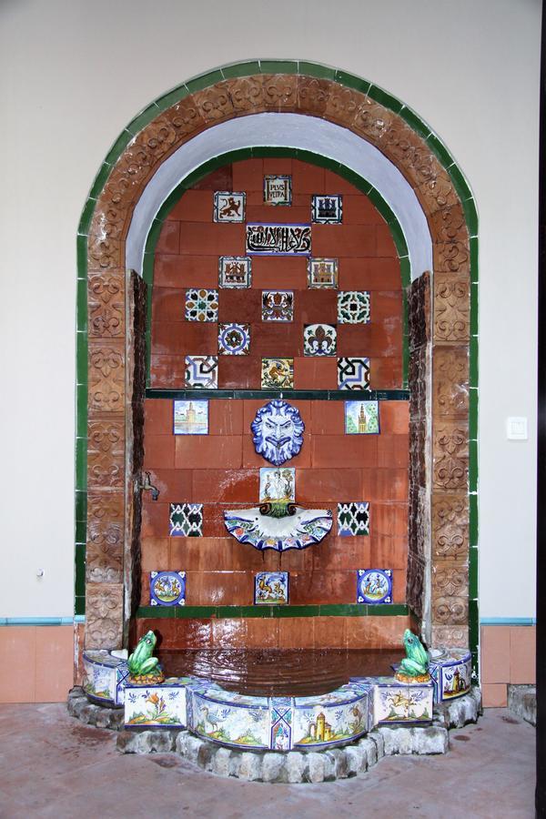 Hotel Patio De Las Cruces Севиля Екстериор снимка